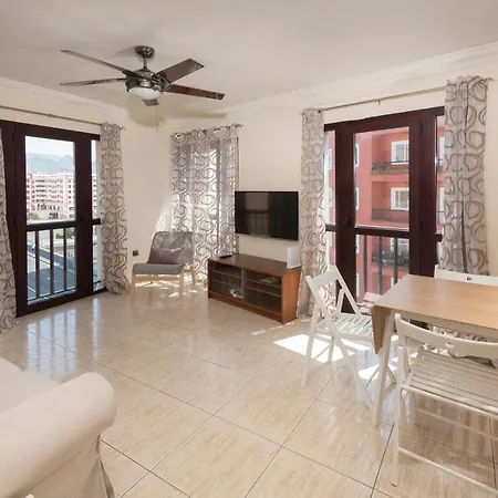 Cruz La Salle Apartment