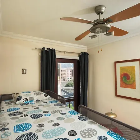 Cruz La Salle Apartment *